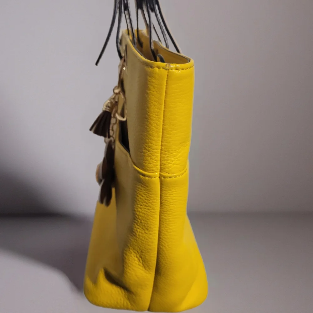 Michael Kors Yellow Tote Bag - Picture 3 of 7